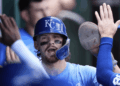 Vinnie Pasquantino's homer in 4th straight game helps lift Royals over Rangers 6-4