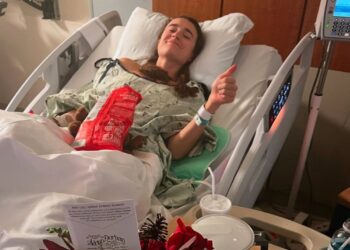 What Is Glioma Everything to Know About The Walking Dead Star Kelley Mack s Rare Illness