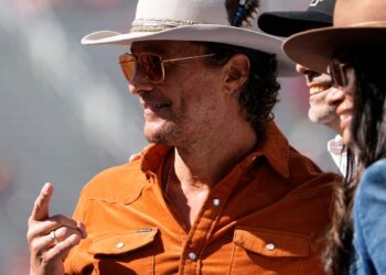 Who is at Ohio State vs Texas