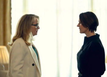 Des Willie/Netflix  Julie Delpy as Vivienne and Suranne Jones as Abigail on 'Hostage'