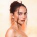 Zoe Kravitz Says Taylor Swift's 'Life of a Showgirl' Has 'No Skips'