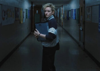 Julia Garner stars in the mystery horror “Weapons.” ©Warner Bros/Courtesy Everett Collection