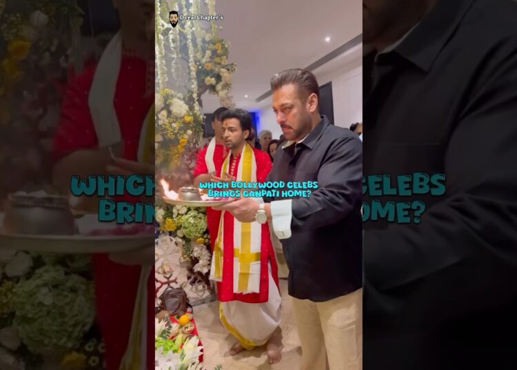 Bollywood Celebrities Who Bring Ganpati At Home #bollywood #salmankhan #srk #ganpati #shilpashetty