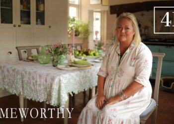 HOUSE TOUR | Inside an Artist’s Historic English Countryside Retreat | 4K