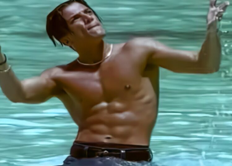 Peter Andre – Mysterious Girl (Official Music Video)