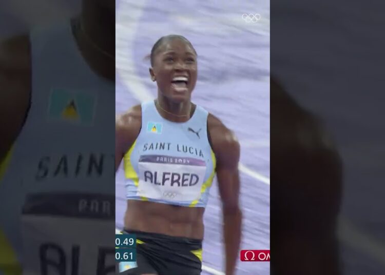 Sprint royalty in Paris. 👸 Is a repeat coming at #WorldAthleticsChamps ?  🏁#Olympics #RoadToLA28