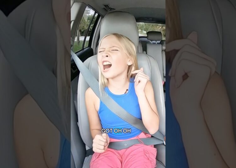 11 Year Old SINGS her HEART out BEAUTIFUL THINGS Benson Boone w/Vocal Coach!! #cover #singer