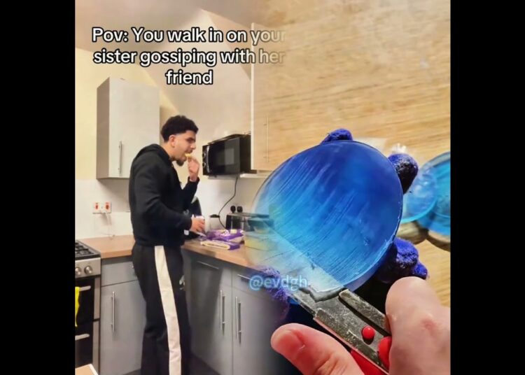Pov You walk in on yoursister gossiping with herfriend#fyp #viral #relatable #funny #memes
