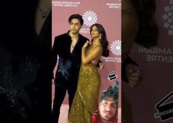 #bollywood #aryankhan #suhanakhan #famous #celebrity #song #hindisong #kingkhan #love #salmamkhan