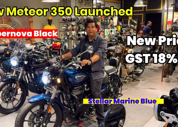 Royal Enfield Meteor 350 Launched in India | Stellar Marine Blue & SuperNova Black Comparison