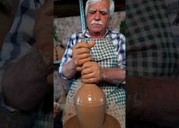 Pottery #making #pottery #art