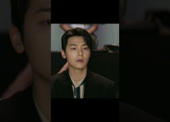 His eyes couldn’t let her go away after this long #kdrama #celebrity #parkgyuyoung #kangminhyuk