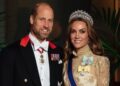 Prince William and Kate Look Like KING and QUEEN in Royal Outing