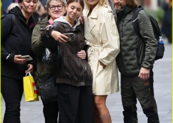 rita ora debuts new single all natural 035208191