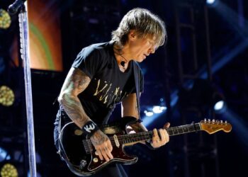 20 Best Keith Urban Songs Ranked Ahead Of New Minnesota Concert