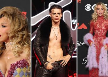 2025 MTV Video Music Awards: Sabrina Carpenter, Ariana Grande, Tate McRae take to red carpet in New York