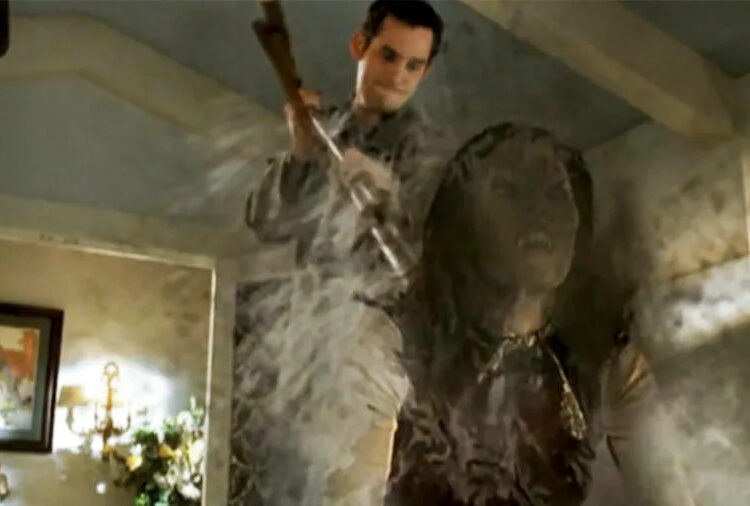 Xander slays in the original <em>Buffy the Vampire Slayer</em> series.