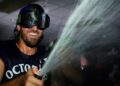 AL-best Blue Jays clinch 1st postseason berth since 2023 in 8-5 win over Royals