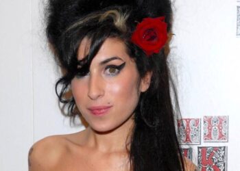 Amy Winehouse's final words to bandmate hours before tragic death aged 27 - Celebrity News - Entertainment