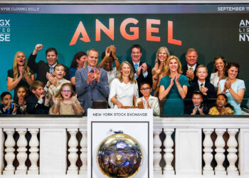 Angel NYSE ANGX Rings The Closing Bell