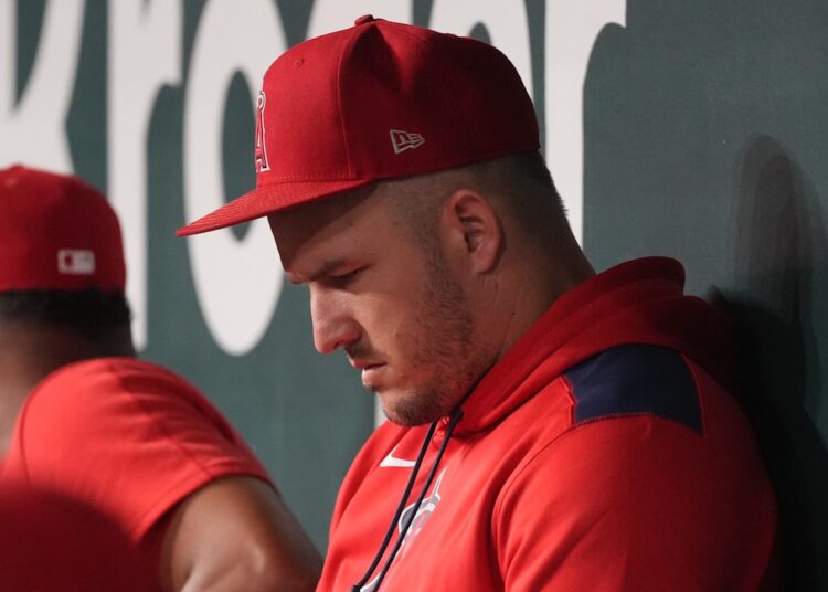 Angels’ Mike Trout Scratched From Lineup vs Royals in Concerning Update