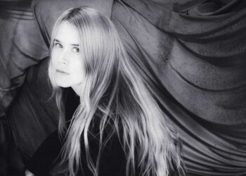 Anna Von Hausswolff Shares Ethereal New Single “Facing Atlas”