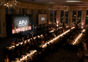 Artists for Peace and Justice Hosts 17th Annual Gala Presented in Partnership with Entertainment Weekly