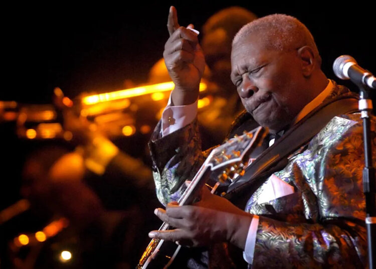 Legendary blues artist B.B. King performs at the Crown Theatre Monday night, Oct. 6, 2006, in Fayetteville, N.C.