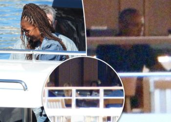 Barack and Michelle Obama vacation on Steven Spielberg's luxe $250M superyacht in Italy