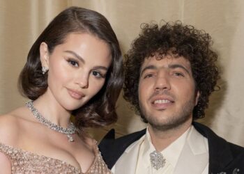 Barney congrats Selena Gomez and Benny Blanco - Celebrity News - Entertainment