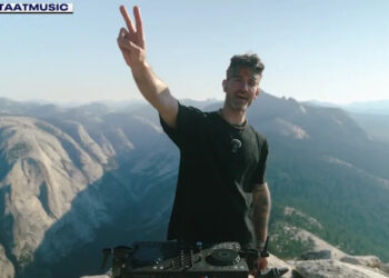 <div>Habitaat, a DJ from San Francisco, performed a set on top of Yosemite's Half Dome.</div>