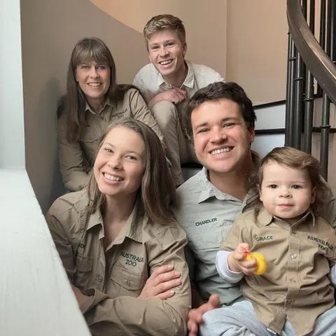Bindi Irwin Instagram Terri, Robert, and Bindi Irwin with Chandler Powell and Grace Irwin Powell.