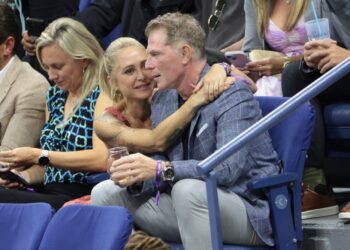 GettyImages-2233835662 Bobby Flay Packs on PDA With Brooke Williamson at US Open, Fans React