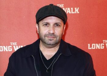 Brad Everett Young, ‘Grey’s Anatomy’ actor, dead after car crash – NBC Connecticut