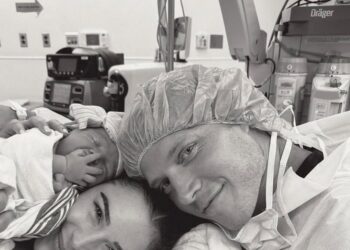 Britt Robertson & Paul Floyd Expecting First Child