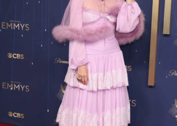 Parker Posey attends the 2025 Primetime Emmy Awards