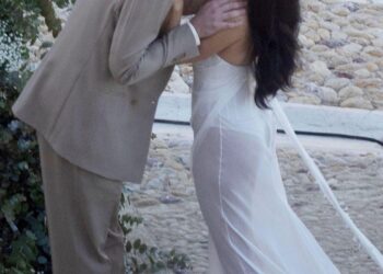 charli xcx marries the 1975 drummer george daniel in sicily