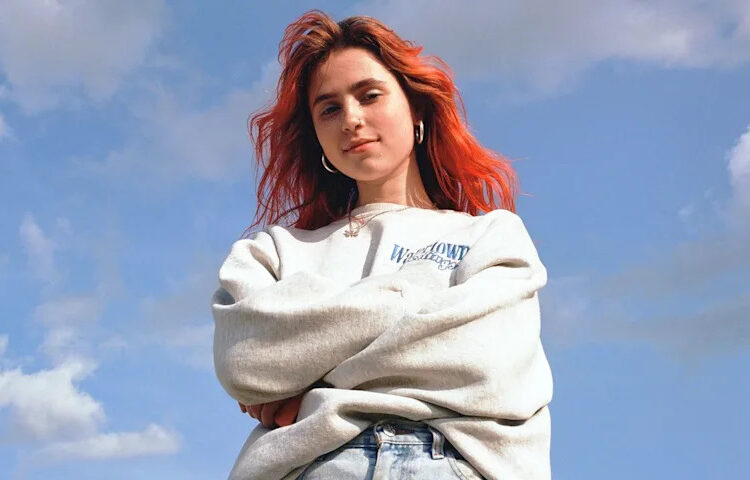 Clairo Signs to Atlantic