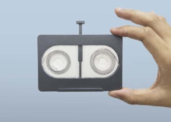 DNA cassette tape can store every song ever recorded