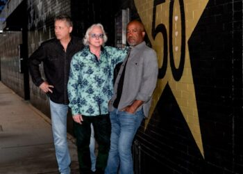 Darius Rucker Forms Supergroup With Members of R.E.M., Black Crowes