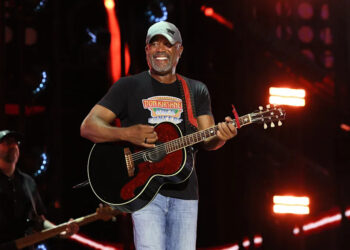 Darius Rucker performing. (Terry Wyatt / WireImage)