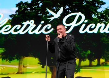 Dermot Kennedy took to the main stage as a surprise guest on Sunday.