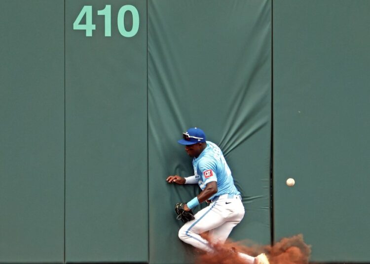 Disastrous defense, Skubal’s gem downs Royals 5-0