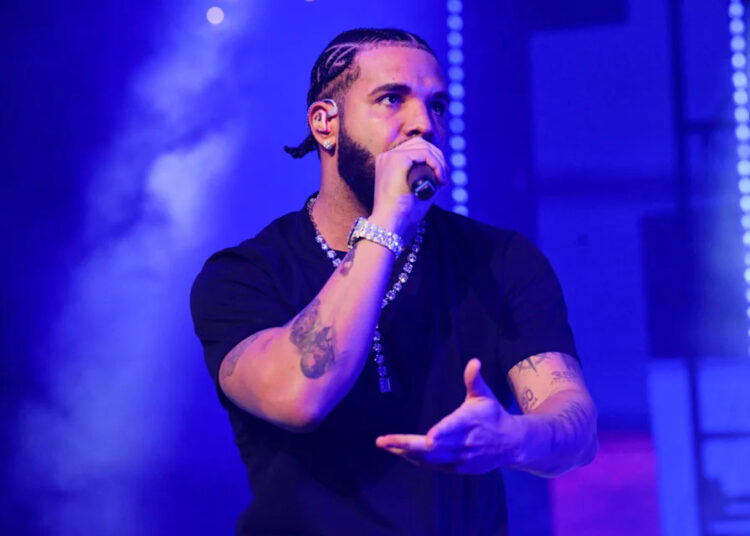 Rapper Drake performs onstage during ‘Lil Baby & Friends Birthday Celebration Concert’ at State Farm Arena.<p><a href="https://www.gettyimages.com/detail/news-photo/rapper-drake-performs-onstage-during-lil-baby-friends-news-photo/1448234892" rel="nofollow noopener" target="_blank" data-ylk="slk:Prince Williams&sol;Wireimage;elm:context_link;itc:0;sec:content-canvas" class="link ">Prince Williams&sol;Wireimage</a></p>