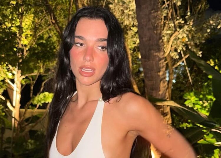 Dua Lipa Maintains Her Role As Master of the Vacation Wardrobe