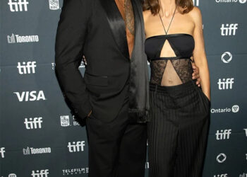 Dwayne "The Rock" Johnson, Emily Blunt