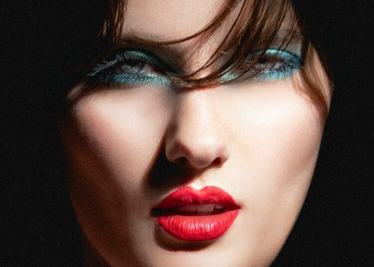 EMELINE Steps Into New Territory with Love Song ‘Emotional Virgin’ |