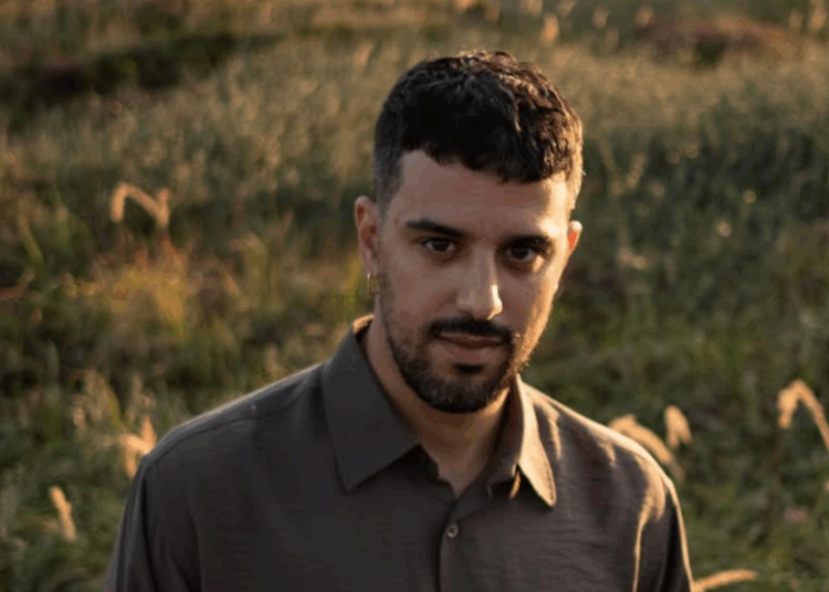 Elias Mazian shares new song to raise money for Palestine image