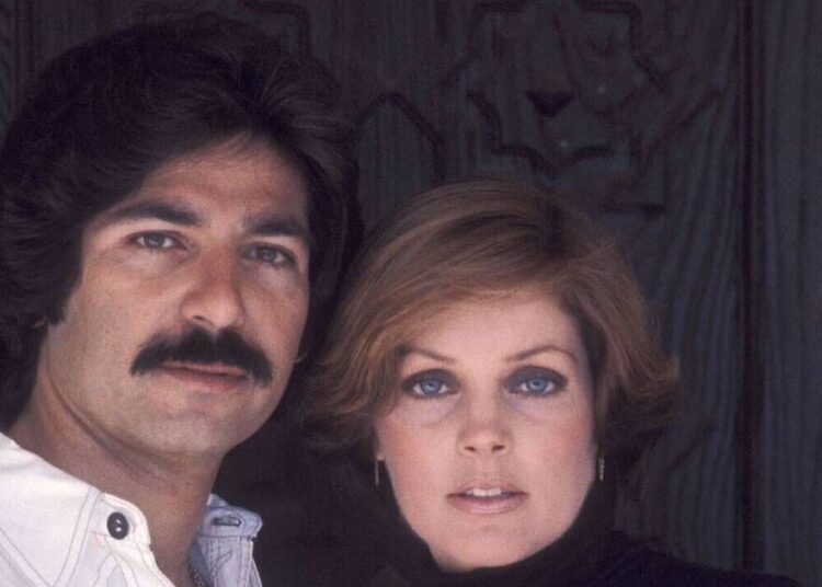 Elvis called Priscilla whilst she was in bed with Robert Kardashian - Celebrity News - Entertainment