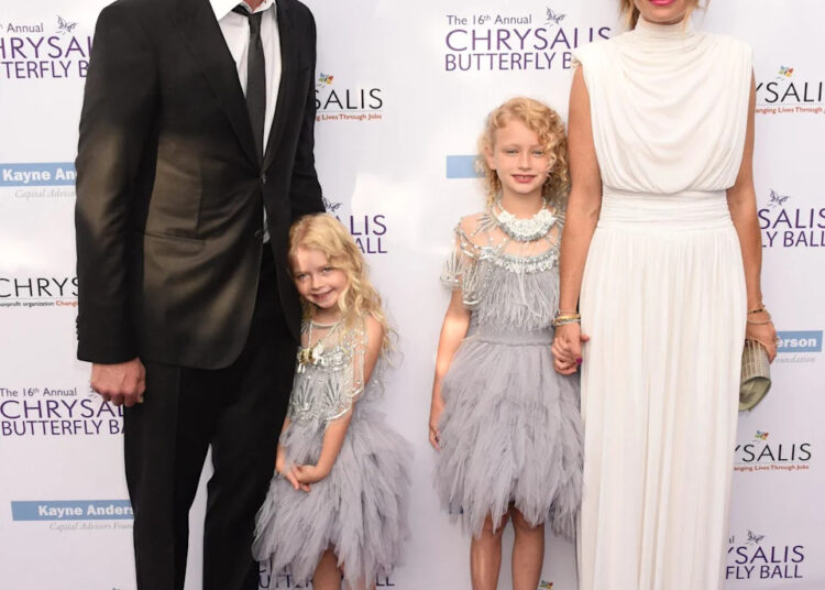 Eric Dane and Rebecca Gayheart with their kids